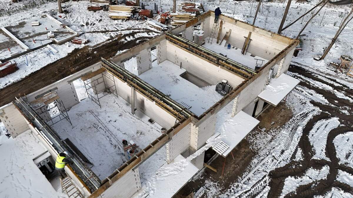 Manufaktura Marki 2 Novisa Development