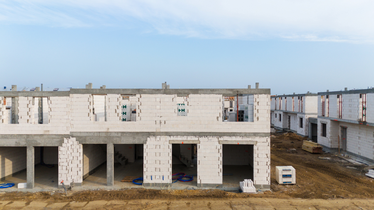 Nova Magdalenka 6, Novisa Development